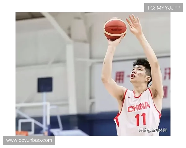 中国男篮力克韩国晋级亚洲杯四强 关键时刻李强表现亮眼 中国男篮力克韩国晋级亚洲杯四强 关键时刻李强表现亮眼